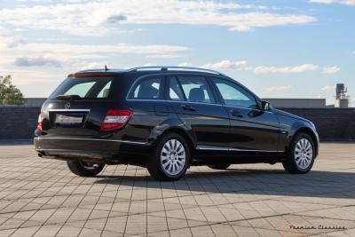 2010 Mercedes - Benz C250 CGI S204