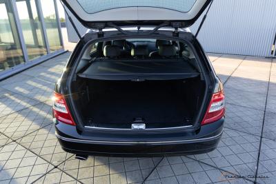 2010 Mercedes - Benz C250 CGI S204