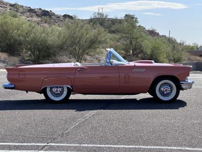 1957 Ford Thunderbird E-CODE