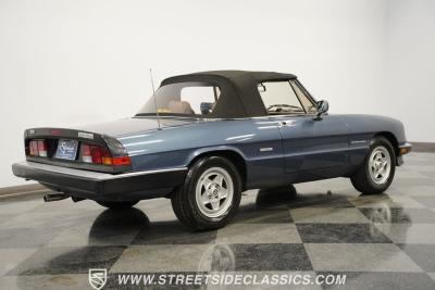 1988 Alfa Romeo Spider Veloce