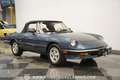 1988 Alfa Romeo Spider Veloce