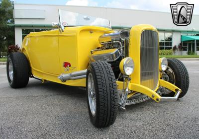 1932 Ford Hot Rod / Hi-Boy