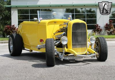 1932 Ford Hot Rod / Hi-Boy