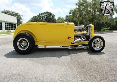 1932 Ford Hot Rod / Hi-Boy