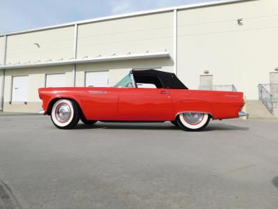 1955 Ford Thunderbird