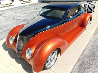 1937 Ford replica