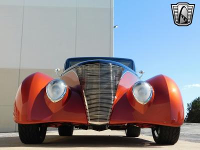 1937 Ford replica