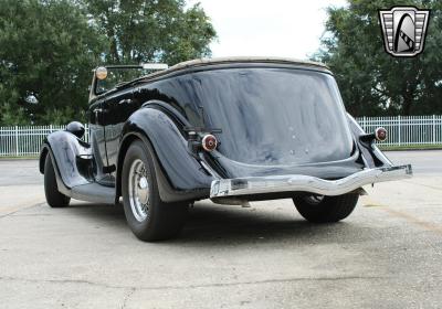 1935 Ford PHAETON