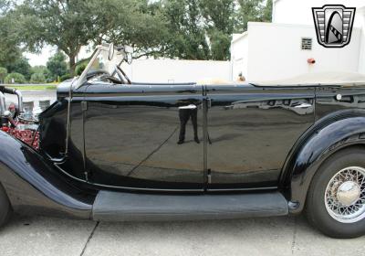 1935 Ford PHAETON