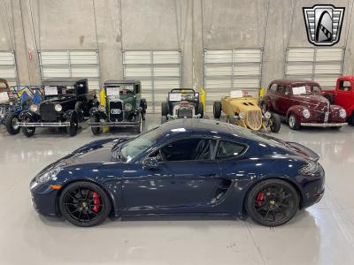 2021 Porsche 718 Cayman