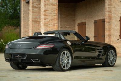 2011 Mercedes - Benz SLS AMG Roadster