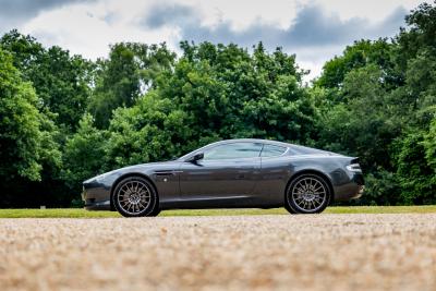 2005 Aston Martin DB9