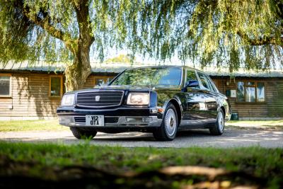 2004 Toyota Century