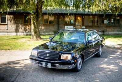 2004 Toyota Century