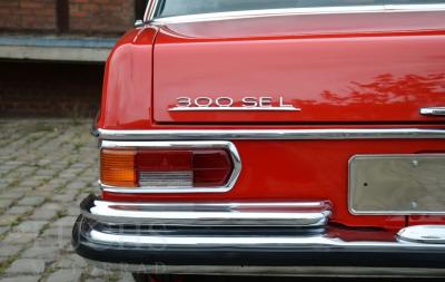 1971 Mercedes - Benz 300 SEL 6.3 W109