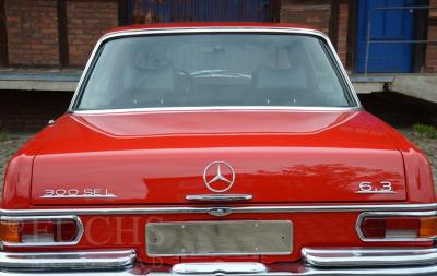 1971 Mercedes - Benz 300 SEL 6.3 W109