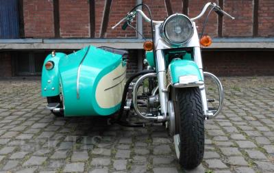 1970 Harley Davidson FLH Electra Glide Liberty sidecar