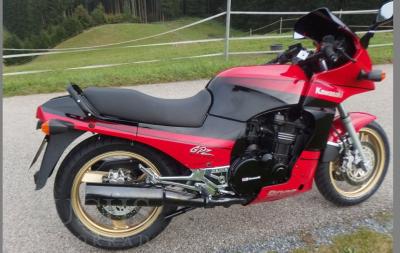 1990 Kawasaki GPZ 900 R