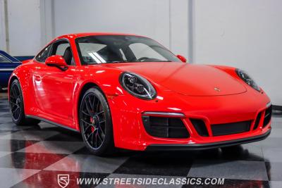 2018 Porsche 911 Carrera GTS