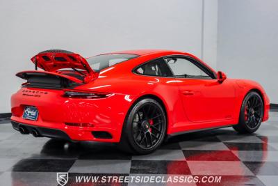 2018 Porsche 911 Carrera GTS