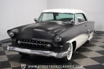 1953 Ford Crestline Victoria