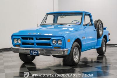 1968 GMC C10 Stepside