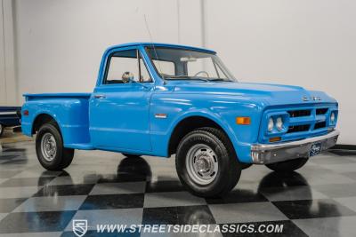 1968 GMC C10 Stepside