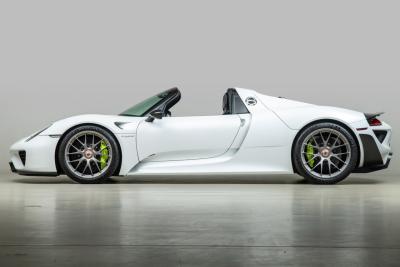 2015 Porsche 918 Spyder