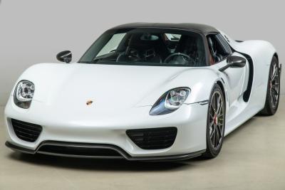 2015 Porsche 918 Spyder