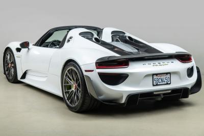 2015 Porsche 918 Spyder