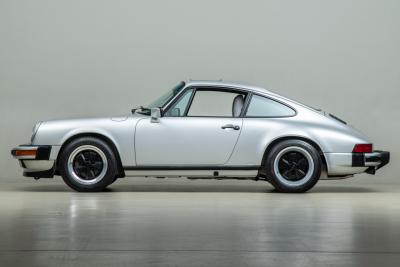 1988 Porsche 911 Carrera 