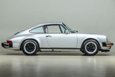 1988 Porsche 911 Carrera 