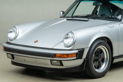 1988 Porsche 911 Carrera 