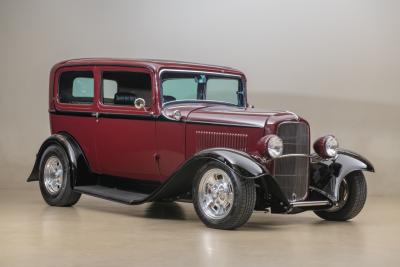 1932 Ford 2-Door Sedan