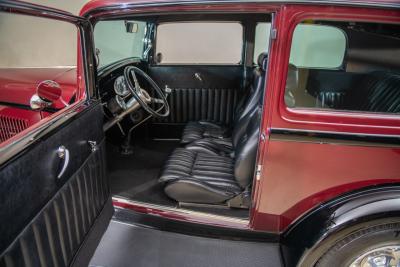 1932 Ford 2-Door Sedan