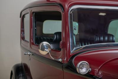 1932 Ford 2-Door Sedan