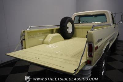 1970 Ford F-250 Sport Custom Highboy 4x4