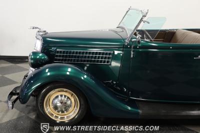 1935 Ford Model 48 Phaeton