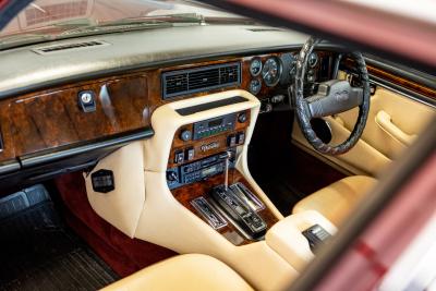 1990 Daimler Double Six Series III