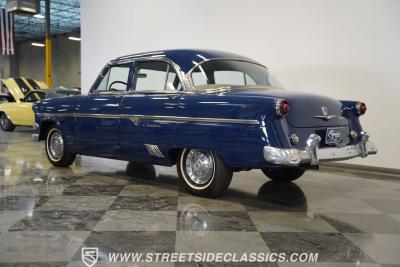 1954 Ford Crestline