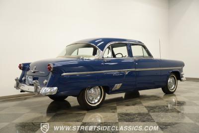 1954 Ford Crestline