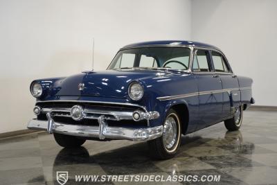 1954 Ford Crestline