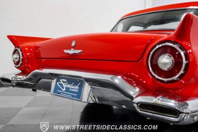 1957 Ford Thunderbird