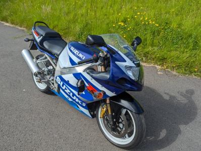 Suzuki GSXR 1000 K1