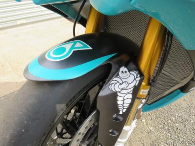 Yamaha YZF-R1 PETRONAS