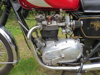 Triumph T140V BONNEVILLE