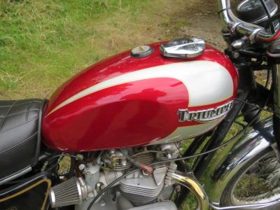 Triumph T140V BONNEVILLE