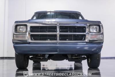 1989 Dodge D150 Hemi Restomod