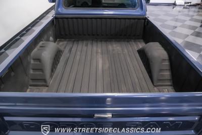 1989 Dodge D150 Hemi Restomod