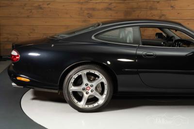 2003 Jaguar XKR